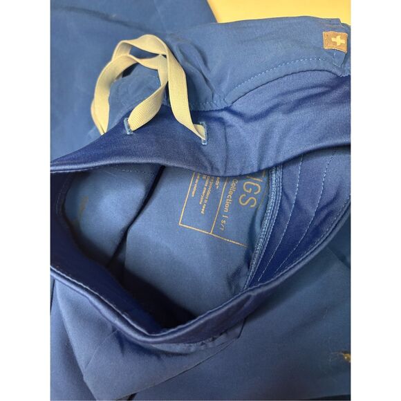 Figs Scrub Set - Picture 6 of 6